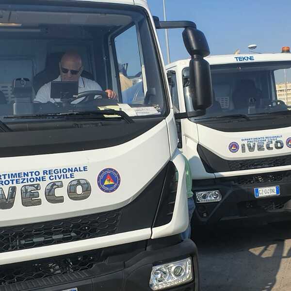 Autobotti acqua potabile per i comuni del palermitano